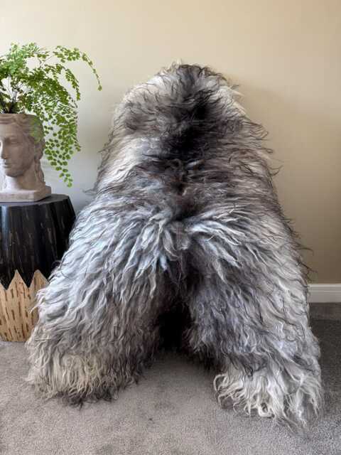 xl Large Icelandic Sheepskin Rug Long Curly Wool, Natural Undyed Grey/Silver/White/Ivory/Black/Brown - image 1