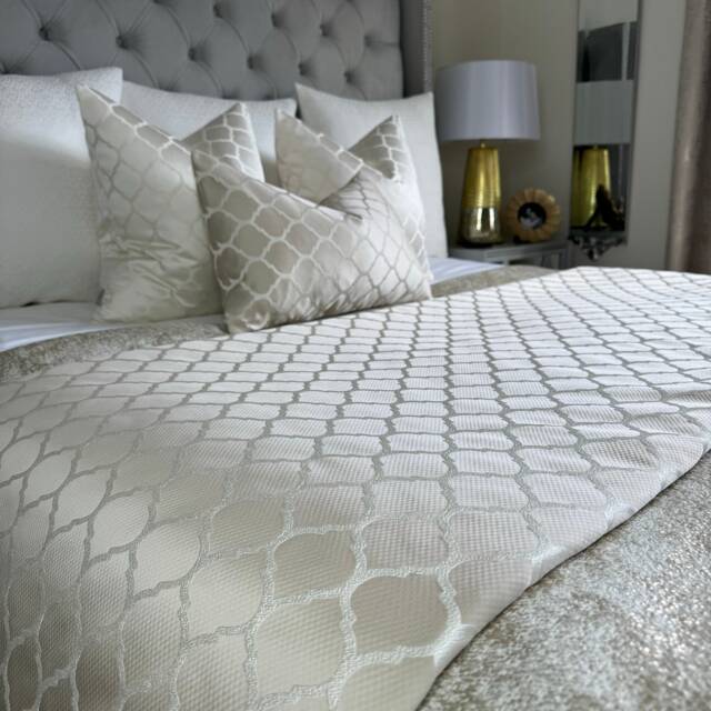 Champagne Bed Runner, Throw Blanket Comforter Double King Size Super King, Luxury Bedding Set, Runner For Or Hotel/Camley - image 1
