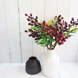 Life Like Berry, Rustic Burgundy Christmas Decor, Wreath Filler, Artificial Red Table Centerpiece, Bouquet Filler - thumbnail 4