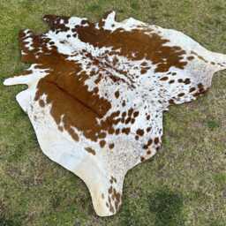 Natural Brown & White Spotted Cowhide Rug-Luxurious Hair On Hide For Living Room-Brazillian Cowhide-Western Decor-Floor Area Rug - thumbnail 2