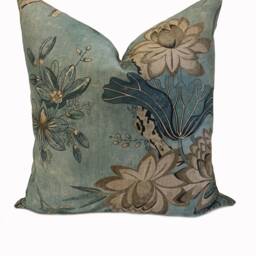 Thibaut Villeneuve Anna French Manor Collection Bl Double Sided Cushion Cover Pillow Cover - thumbnail 2