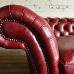 3 Seater Vintage Burgundy Red Leather Chesterfield Sofa - thumbnail 2