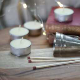 Cedarwood & Lemongrass Scented Candles Made With Essential Oils & Natural Wax - Handmade in Clovelly - thumbnail 4