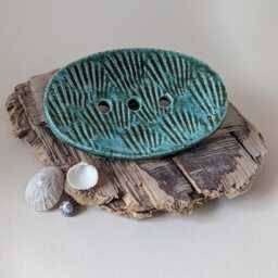 Ceramic Soap Dish With An Embossed Shells Design - thumbnail 3