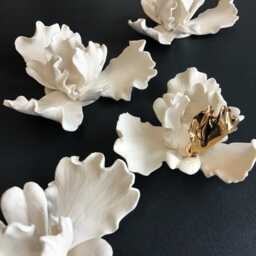 Hand Sculpted Porcelain Iris Flowers - Set Of 8 Ceramic Wall Decor - thumbnail 2
