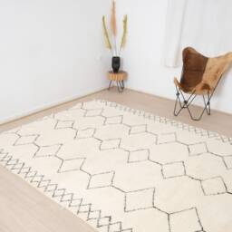 Authentic Moroccan Rug, Handmade Wool Rug - thumbnail 3
