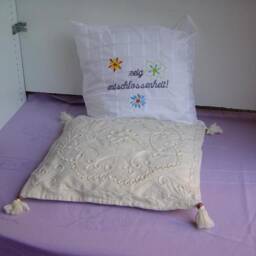 Pillow Case Flower Name - thumbnail 3