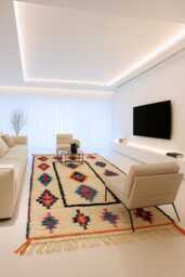 Handwoven White Moroccan Wool Rug Berber Diamond Design - thumbnail 1
