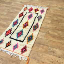 Handwoven White Moroccan Wool Rug Berber Diamond Design - thumbnail 2