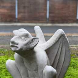 Concrete Gargoyle Statue Gothic Garden Sculpture Stone Ornament Fantasy Cement Figure Mythical Creature Decor Gift - thumbnail 3
