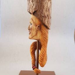 Figurine Red-Haired Woman With Braid - thumbnail 2
