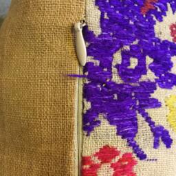 Vintage Handmade Tribal White Thai Textile Silk Cotton Pillow Cover in The Centre Of Vietnam - thumbnail 2