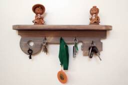 Wooden Wall Rack Distressed Wood Shelf Wood Key Holder Small Rustic Floating Key Hanger Farmhouse Medal Old - thumbnail 1