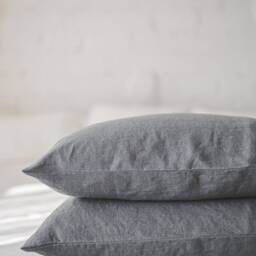 Natural Linen Pillowcase - Soft, Breathable & Hypoallergenic - Eco-Friendly, Envelope Closure For Easy Fit, Durable Flax Bedding - thumbnail 4