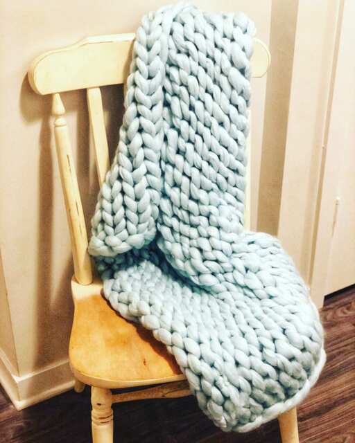 Super Chunky Wool Blanket - image 1