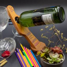 Guitar Wine Bottle Holder Colored-Pencil Resin Balancing Stand - thumbnail 4