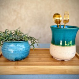Handmade Turquoise Ceramic Utensil Caddy With Drainage Bathroom Toothbrush Holder - thumbnail 2