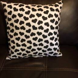 Black Hearts Pillow Cover - thumbnail 3