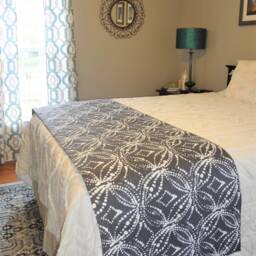 Geometric Linen Look Cotton Bed Runner - Choose Your Size & Color - thumbnail 2
