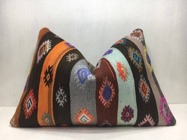 Vintage Kilim Lumbar Pillow Cover, Turkish Ethnic Cushion - 16x24 - image 1