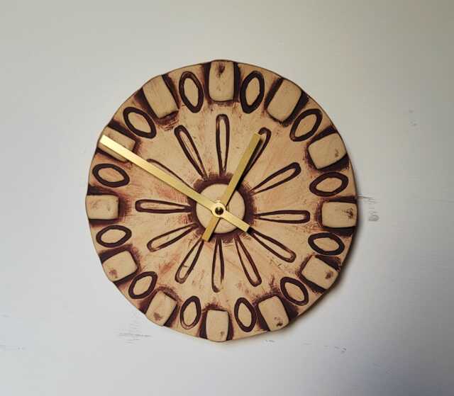Hand Made Circular Round Matt Brown Natural Ceramic Wall Clock Quartz 20 cm Diam - image 1