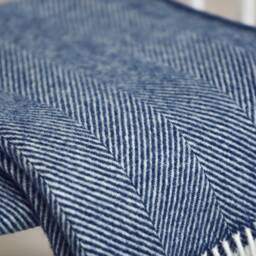 Natural Sheep Wool Wide Herringbone Chevron Pattern Blanket Throw Navy Blue, Warm Outdoor Blanket, Scandinavian Bedspread - thumbnail 2