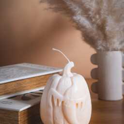 xl Pumpkin Candle - Ghost Halloween Gift Soy Wax Autumn Home Decor - thumbnail 4