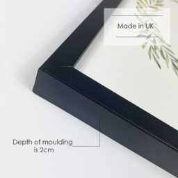 "Black Wooden Photo Frame 20x20"" For 8x6" - thumbnail 2