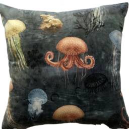 Jellyfish Velvet Cushion Cover Deep Ocean Sea Life Throw Pillow - thumbnail 2
