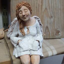 Angel Sitting Ii - Gray - thumbnail 1