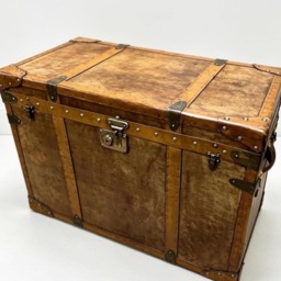 Hand-Dyed Leather Storage Trunk Campaign Chest, English Steamer Side Table - thumbnail 1