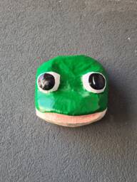 Paper Mache Frog Head, Romeo. Pond Creature, Fun Animal Wall Decor - thumbnail 1