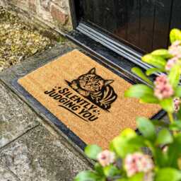 Silently Judging You - Cat Doormat A Snarky & Stylish For Entryways -Funny Gift Lover Coir Mat Non Slip - thumbnail 3