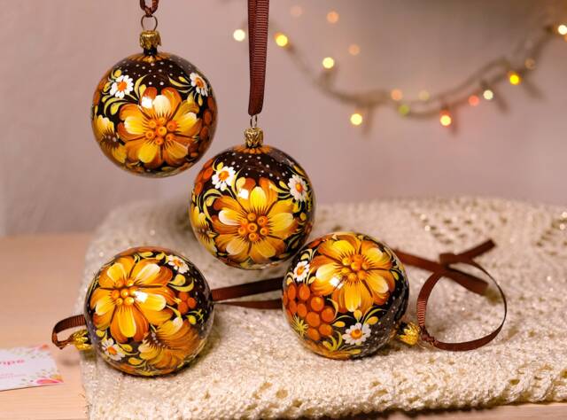 Christmas Ornament Set, Hand-Painted Ukrainian Ornaments 2.4 In, Set Of 4 Baubles, Petrykivka Beige Flower Tree Balls - image 1