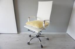 Genuine Medical Sheepskin Seat Pad Quilted Office Or Wheelchair Cushion