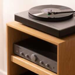 Solid Oak Equipment Rack For Turntable & Amplifiers - Handcrafted Hifi Cabinet - thumbnail 2