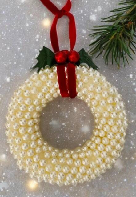 Pearl Bead Christmas Wreath Small Holiday Window Decor - image 1