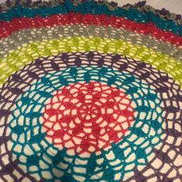 Lacy Flower Blanket - thumbnail 3