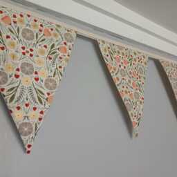Peach Tulips Floral Fabric Bunting, With Gorgeous Leaf Design & Gold Highlights - thumbnail 2