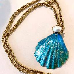 Mermaid Mirror Seashell Necklace Glows Initial Necklace - Custom Beach Wedding - thumbnail 2