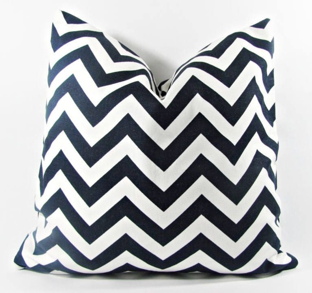 "Blue Pillow Cover-Blue Zigzag Pillow-Blue Chevron Pillow - Navy .16"", 17"", 18"", 20"" 24"" 26" - image 1