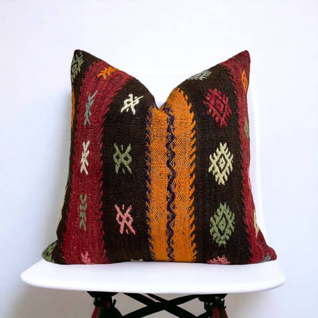 Kilim Pillow Cover 20x20 Inches/50x50 cm - image 1