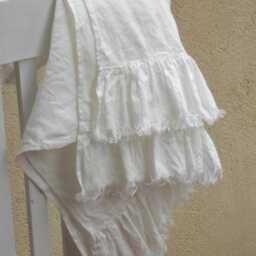 Ruffled Linen Guest Towel Ivory White Flax Hand Towel in Shabby Chic Style - thumbnail 2