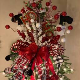 Santa Leg Christmas Tree Topper Whimsical Holiday Decor - thumbnail 4