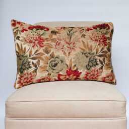 Classique Floral Tapestry Xl Rectangular Cushion. Vintage Warm Earthy Tones. Heavyweight Woven Velvet Chenille Cloth. 23X15 - thumbnail 1