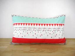 50 X 30 cm Cushion Cover, Scandinavian, Graphic Print Fabric & Drops, Red Purple Blue, Grey Triangle Printed Back, Trend - thumbnail 1