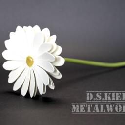steel Daisy, Metal White Mothers Day, Mother's Gift For Mom, Gerbera Daisy - thumbnail 4