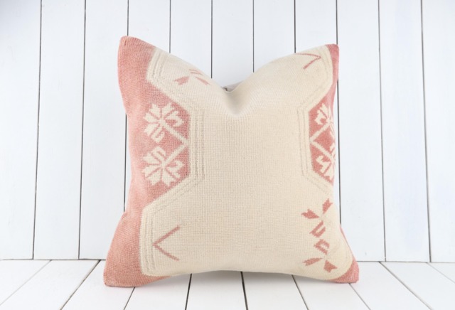 Turkish Kilim Pillow Cover - 20x20 Inch Vintage Anatolian Home Decor - image 1