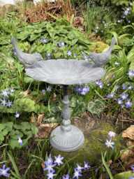 Small Cast Iron Flower Birdbath/Feeder