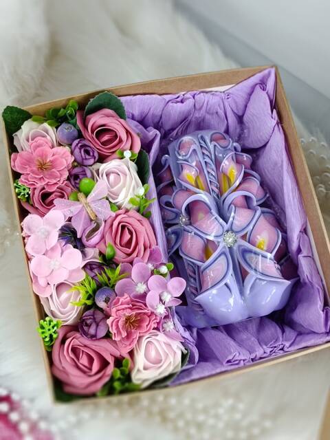 Medium Gift Box With Soap Roses & A Carved Candle Gift For Her Mother's Day Wedding Birthday Valentine's Luxury Handmade Soap Bouquet - image 1